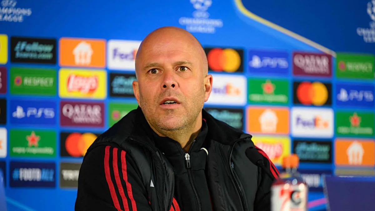 Arne Slot’tan Galatasaray itirafı! “Daha önce karşılaşmadım” Arne Slot’tan Galatasaray itirafı! “Daha önce karşılaşmadım”