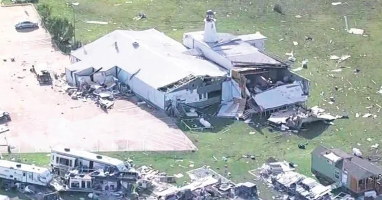 ABD hortuma teslim: Yüzlerce ev yıkıldı