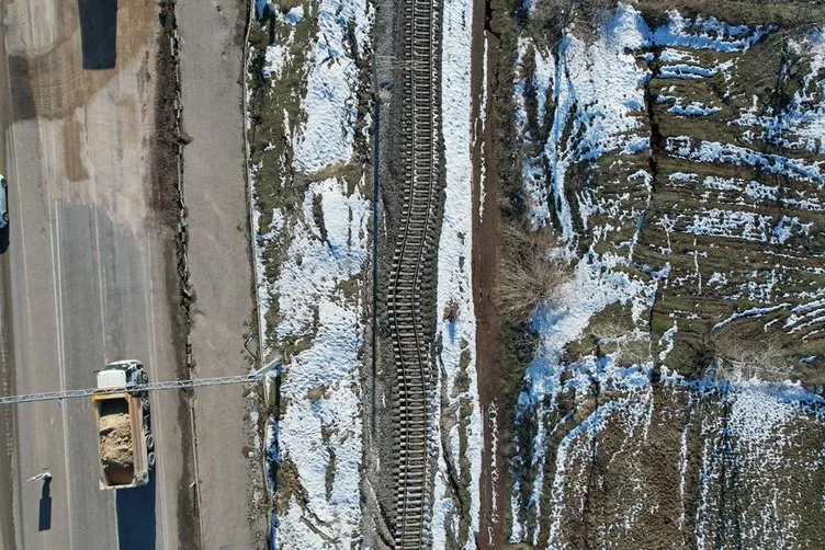 Gölbaşı’nda yamulan tren rayları havadan görüntülendi
