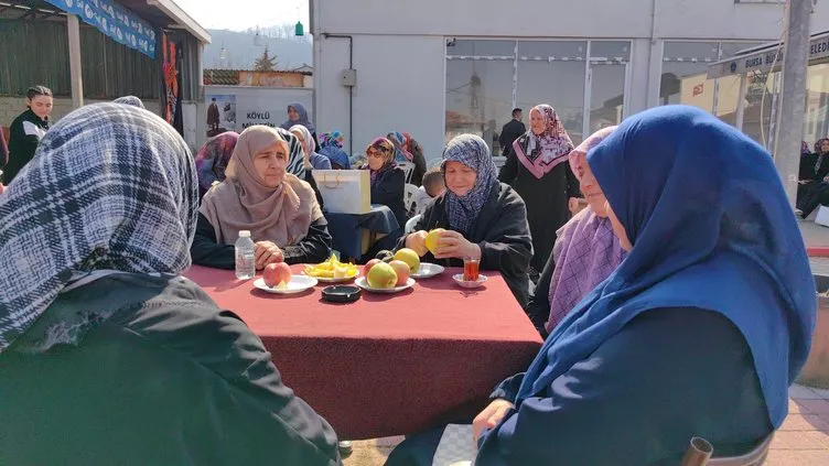 Osmanlı’dan günümüze ulaşan gelenek: Kadınlar kahvede erkekler evde!