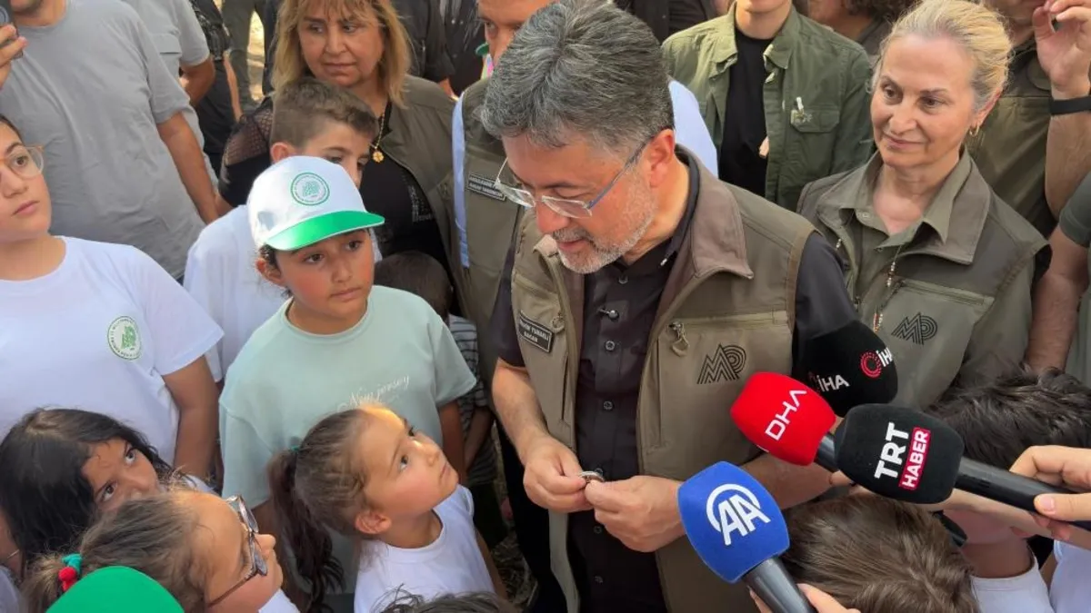 Bakan Yumaklı: Milli park sayısını 4 kat artışla 696’ya çıkardık Bakan Yumaklı: Milli park sayısını 4 kat artışla 696’ya çıkardık