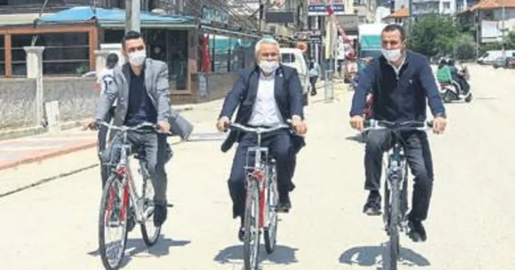 Protokolden bisiklet turu