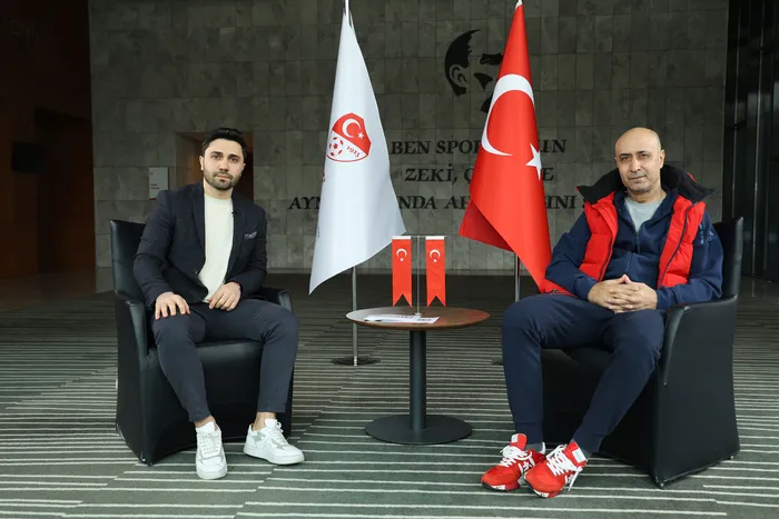 umit-milli-takim-teknik-direktoru-tolunay-kafkas-sabah-spora-konustu-arda-guler-ve-kerem-akturkoglu-1647504774467.jpg