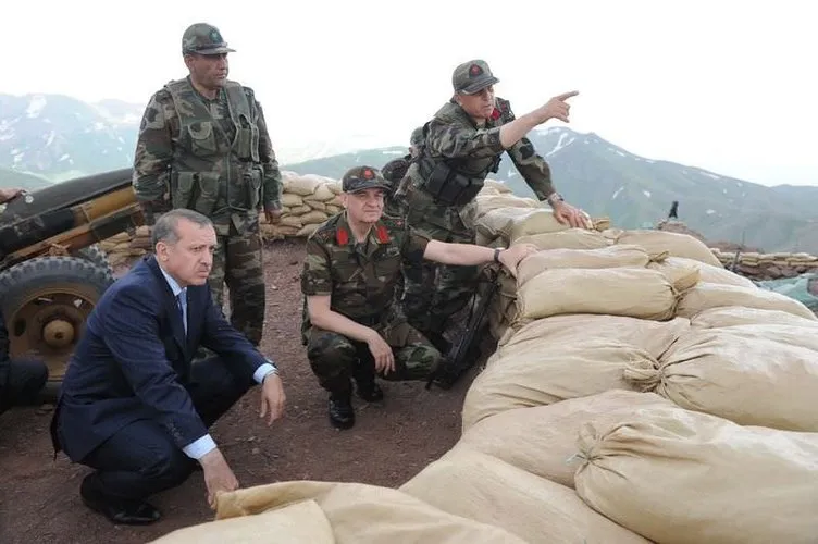 Erdoğan ve Başbuğ sınır bölgesinde