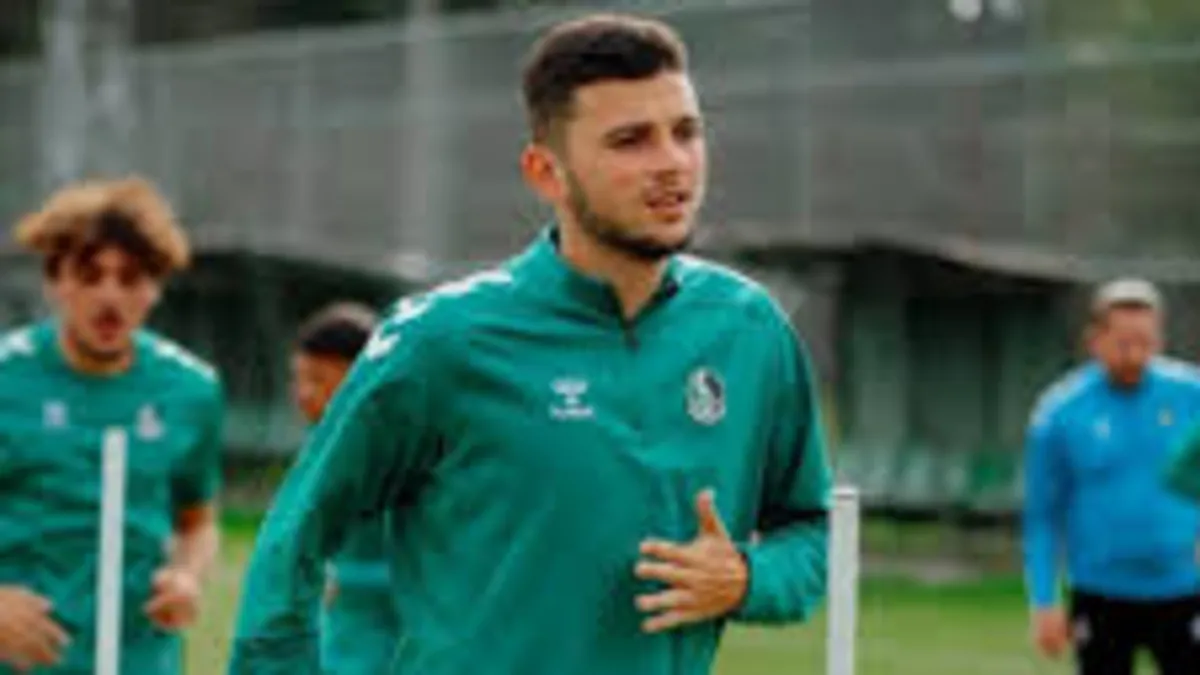 SON DAKİKA! Futbolda bahis soruşturmasında flaş gelişme: Sakaryasporlu firari futbolcu Abdurrahman Bayram teslim oldu SON DAKİKA! Futbolda bahis soruşturmasında flaş gelişme: Sakaryasporlu firari futbolcu Abdurrahman Bayram teslim oldu