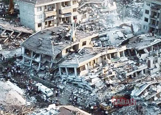 17 Ağustos depreminin üzerinden 21 yıl geçti! Hafızalardan silinmeyen görüntüler