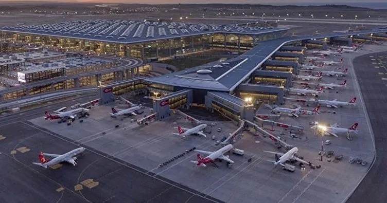 Ulaştırma ve Altyapı Bakanı Karaismailoğlu: Havalimanlarında yolcu sayımız yüzde 45,7 arttı