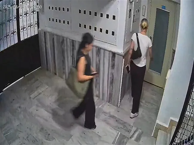 SON DAKİKA… Şarkıcı Güllü 6’ncı kattan nasıl düştü? Kızı Tuyan Ülkem ifadesinde tek tek anlattı!