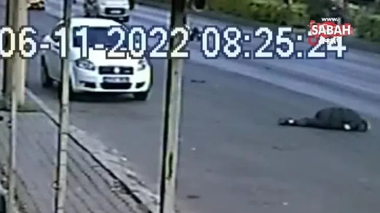 Kırmızı ışıkta geçen alkollü sürücü anne ve kızına çarptı | Video