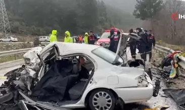 Isparta-Antalya kara yolunda iki otomobil çarpıştı: 2 ölü, yaralılar var #isparta