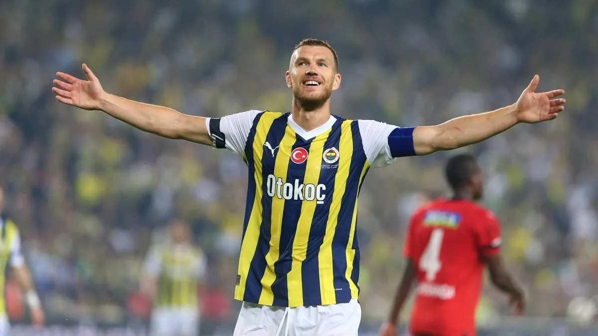 Edin Dzeko'ya sürpriz teklif