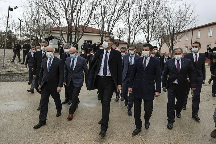 Milli Eğitim Bakanı Ziya Selçuk’tan kırtasiye yardımı açıklaması: Tüm ihtiyaçların giderilmesi için çalışma yapılıyor