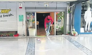 Kısıtlamadan muaf esnaf kepenk açtı