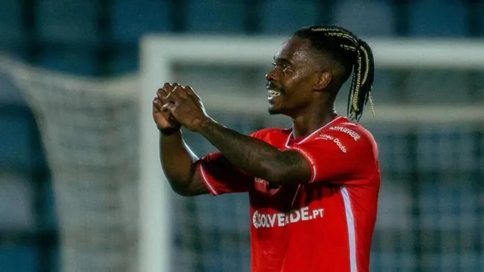 fenerbahcenin-yeni-transferi-lincoln-henriqueden-itiraflar-tembeldim-portekizde-degistim-1655199895811.jpeg