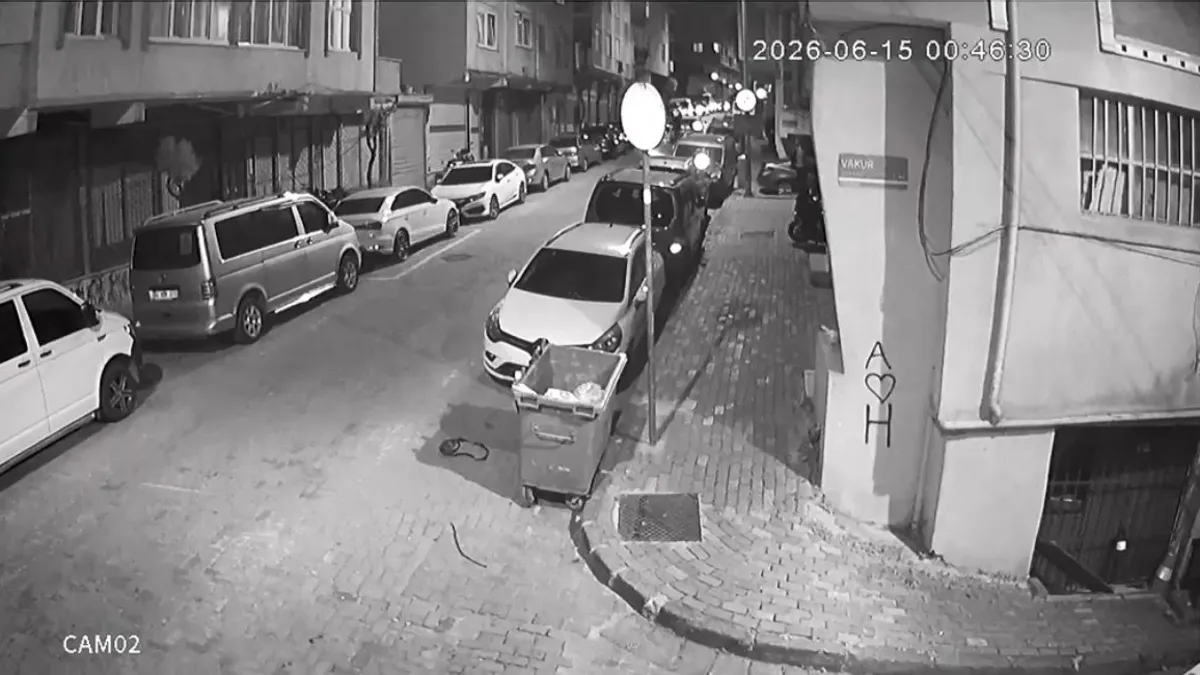 Güngören'de silahlı saldırı sonucu bir kişinin hayatını kaybettiği olay yeri