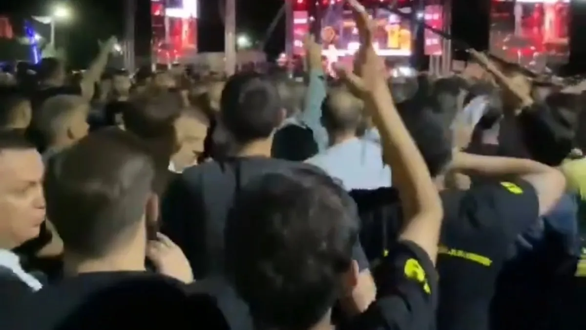 12 şehit verilen saldırıyı yöneten teröristin taziyesine gitmişti... Beykozlular şehitlerini unutmadı...