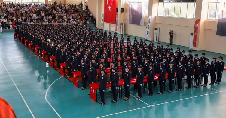 Mersin POMEM 30. dönem mezunlarını verdi