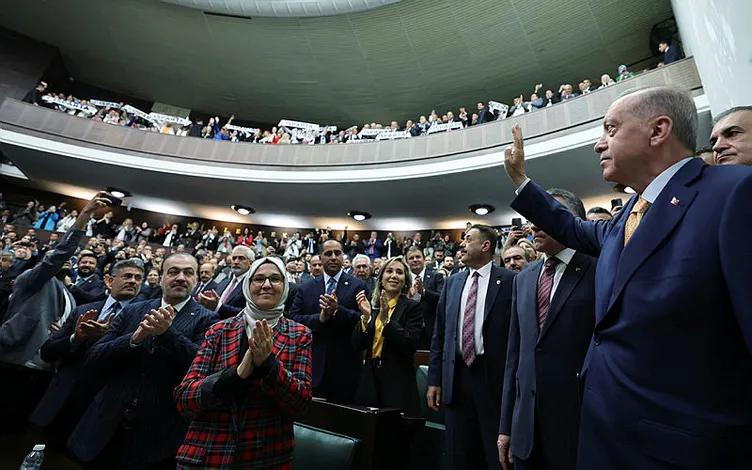 AK Parti’de değişime ‘2k’ formülü! Önce kamp sonra kongre