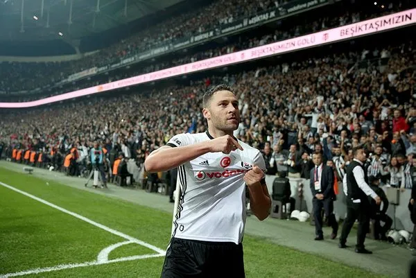 Beşiktaş'tan flaş Tosic ve Demba Ba kararı