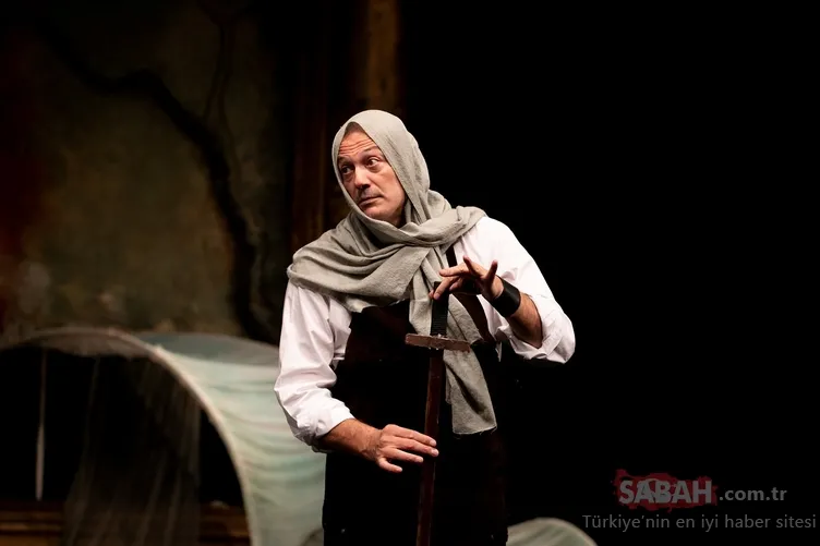 Bu ne pişkinlik diyeceğim ama yetmez Levent Üzümcü’nün İzmir tiyatrolarında yaptıkları ortaya çıktı! Hak hukuk dedi, iki emekçiyi işinden etti