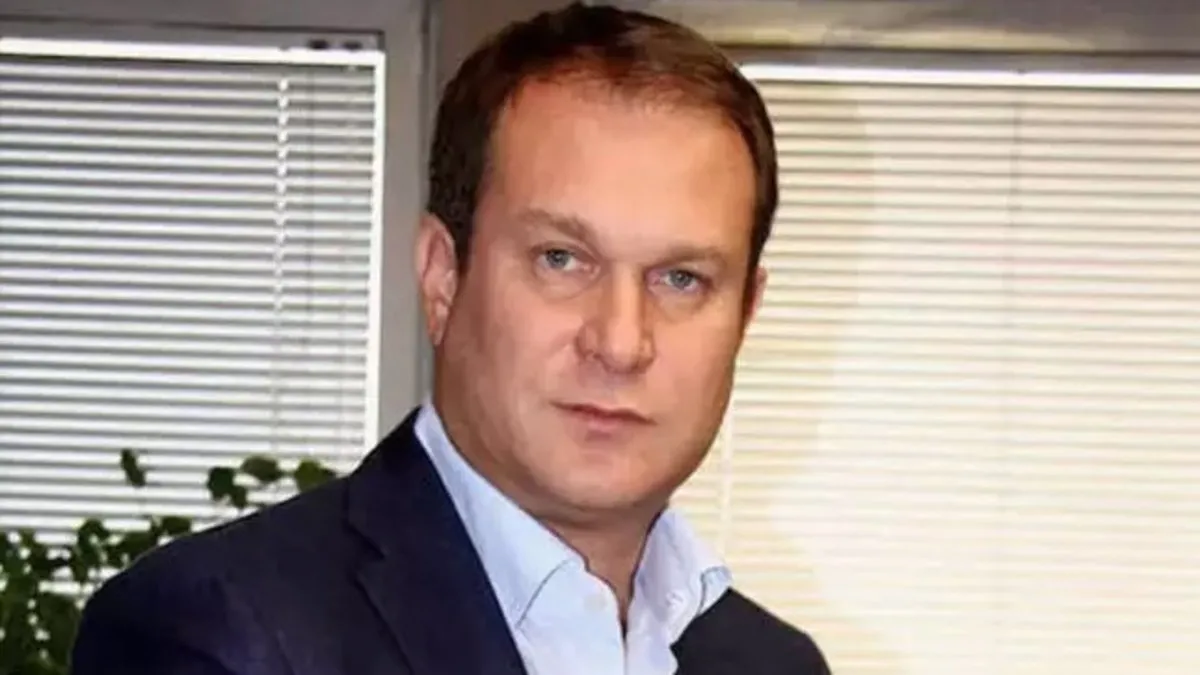 Sözcü Gazetesi sahibi Burak Akbay hakkında yakalama kararı Sözcü Gazetesi sahibi Burak Akbay hakkında yakalama kararı