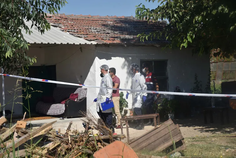 Katilden pişkin hareket! 2 kişiyi katletti ardından bakın ne yaptı...