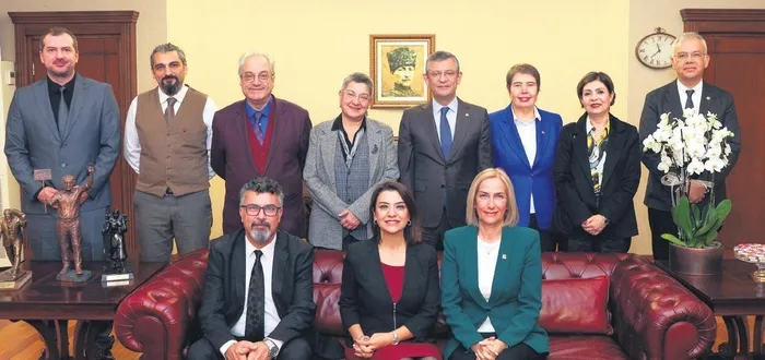 PKK sempatizanı Fincancı başkanlıktan alındı