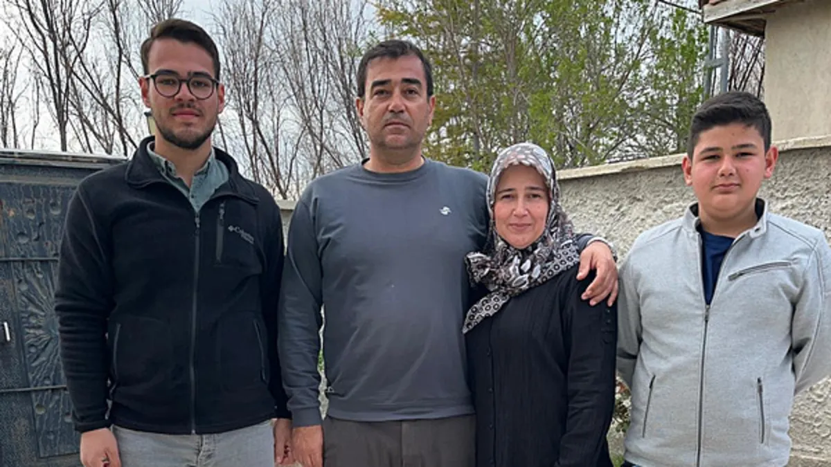 Böyle tesadüf filmlerde olur! Bu ailede herkesin doğum tarihi aynı… Böyle tesadüf filmlerde olur! Bu ailede herkesin doğum tarihi aynı…