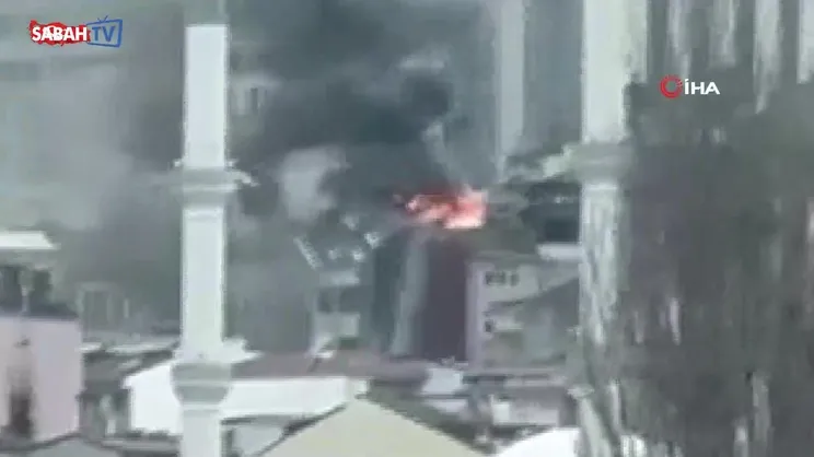 Beyoğlu'nda korkutan yangın | Video