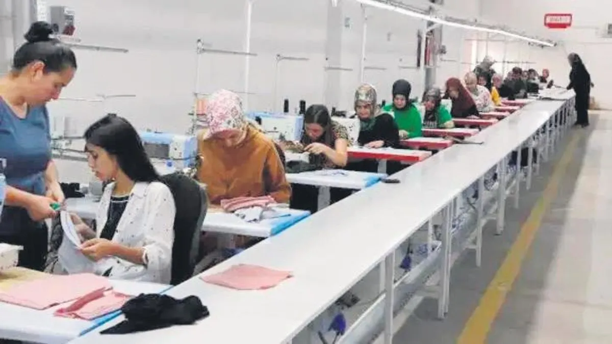 Elbistan Belediyesi depremzede kadınların çalıştığı tekstil fabrikasını kapattı