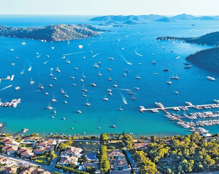 Rüzgârı yakala, maviye karış: Göcek
