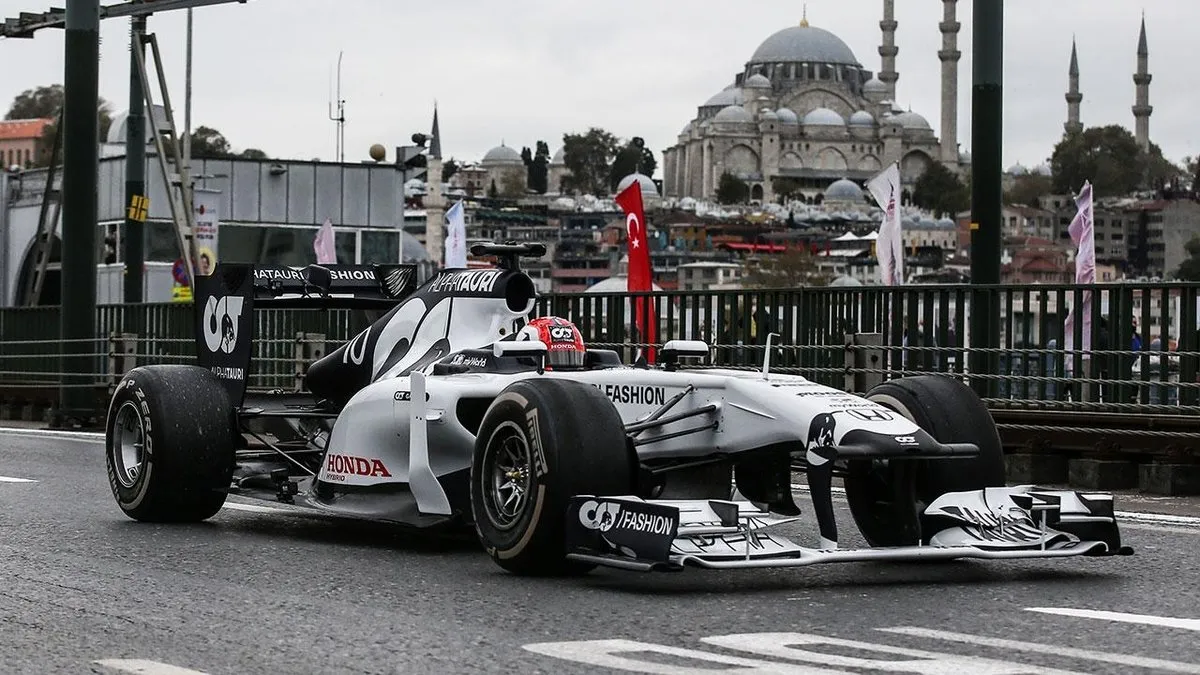 SON DAKİKA: Kültür ve Turizm Bakanı Mehmet Nuri Ersoy'dan Formula 1 müjdesi