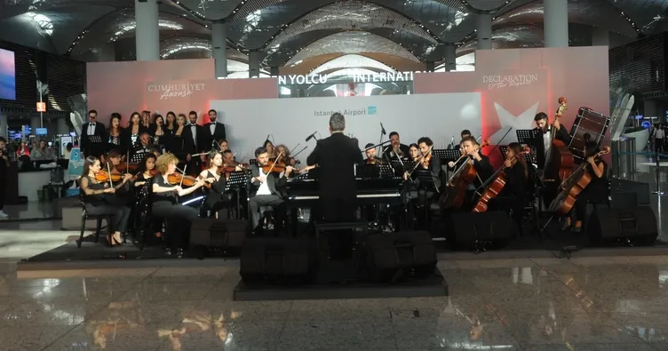 Terminalde çifte coşku