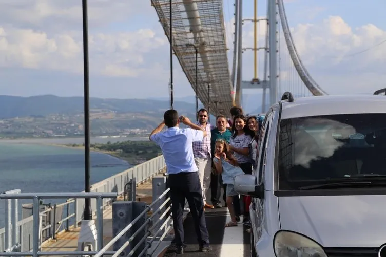 Osmangazi Köprüsü’nde selfie çekenlere ceza