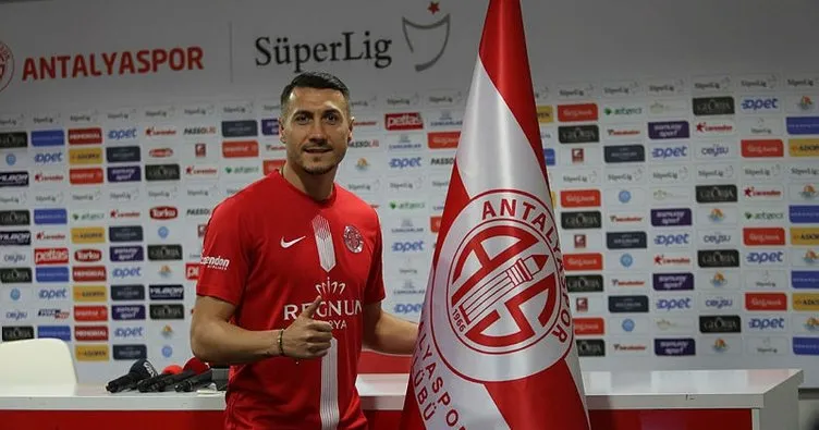 Podolski’den sonra Jahovic... Antalyaspor Adis Jahovic transferini resmen açıkladı!