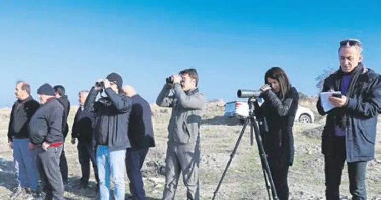 Göller Yöresi’ne kuşlar geri döndü