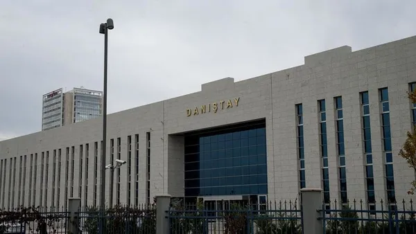 danistaydan-skandal-feto-karari-hem-goreve-iade-hem-de-tazminat-1666322625149.jpg Danıştay’dan skandal FETÖ kararı! Hem göreve iade hem de tazminat