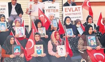 Diyarbakır annelerinin umutlu bekleyişi: 20 bayram geçti, kızım gelmedi #diyarbakir