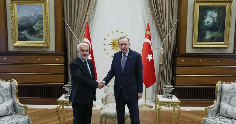 Başkan Erdoğan HÜDA PAR Genel Başkanı Zekeriya Yapıcıoğlu’nu kabul etti