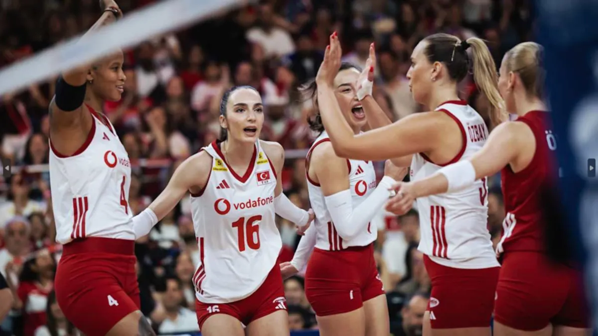 TÜRKİYE POLONYA VOLEYBOL MAÇI CANLI İZLE | Filenin Sultanları VNL maçı hangi kanalda?