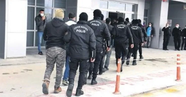 FETÖ’nün TSK yapılanmasına 41 tutuklama