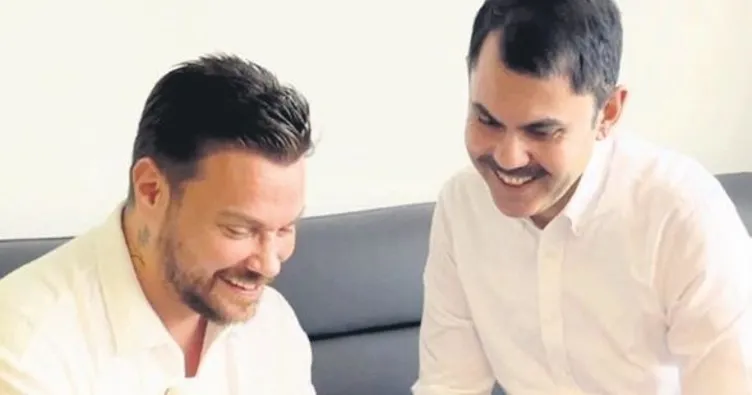 Kurum için şarkı besteledi