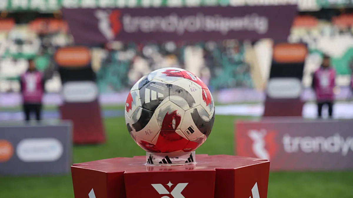 Süper Lig'de en çok gol atan Türk futbolcu Umut Nayir! En hırçını Orkun Kökçü