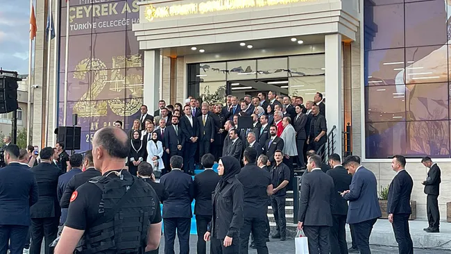 baskan-erdogan-ak-partimizin-hizmet-siyaseti-daha-da-guclenecek-1791043279632.jpeg Başkan Erdoğan: AK Partimizin hizmet siyaseti daha da güçlenecek