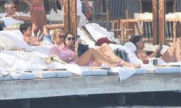 Gazetecileri görünce kaçtı