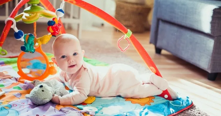 4 Aylık Bebek Gelişimi - Persentil Tablosuna Göre Kız ve Erkek 4 Aylık Bebek Kilosu ve Boyu Nasıl Olur, Kaç Cm Kaç Kilo Olmalı?