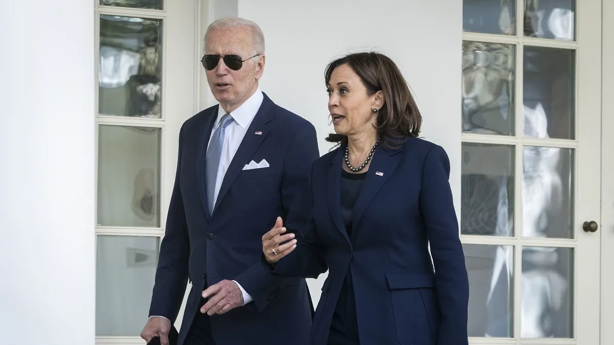 Biden ve Harris, Orta Doğu’daki son gelişmeleri ekibiyle değerlendirdi Biden ve Harris, Orta Doğu’daki son gelişmeleri ekibiyle değerlendirdi