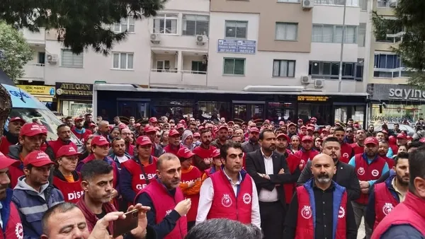 gaziemirde-isciler-grev-dedi-gaziemirde-belediye-iscileri-greve-cikiyor-1745942037408.jpg