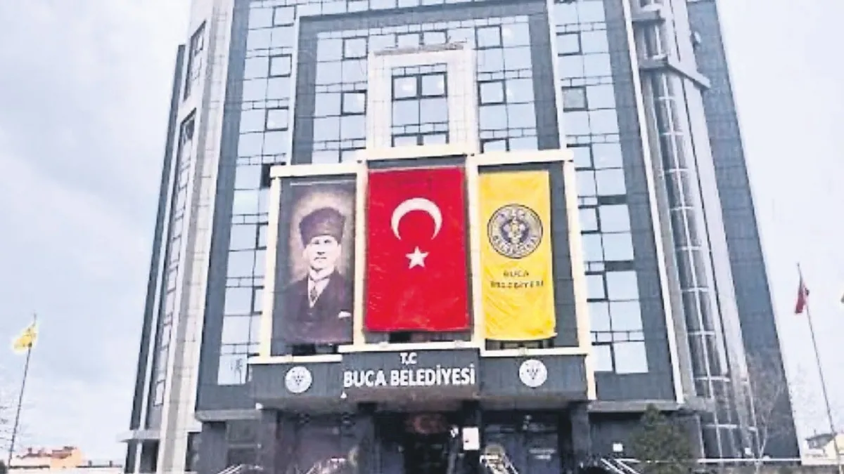 Memurunun üzerinde bile 13 yarış atı çıktı Memurunun üzerinde bile 13 yarış atı çıktı