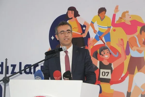 sirnakta-anadolu-yildizlar-ligi-hentbol-yari-finalleri-basladi-1752844161661.jpg